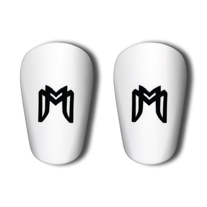 Medicaptain Miniguards - Mini Shin Gaurds/Pads for HIGH LEVEL PLAYERS - MEN, WOMEN, TEENS - Tiny Shin Guards Optimized for Speed and Lightweight Feel
